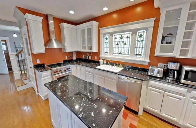 Minnestay-Linden Hills Luxury Charmer