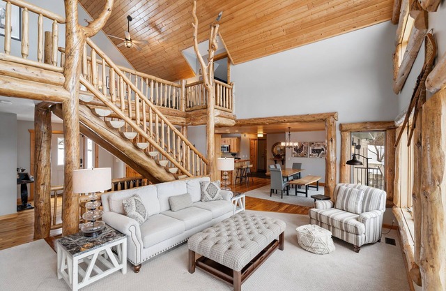 MINNeSTAY* Maple Lake Chalet