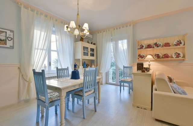 Minutella Apartment poolside with private parking and garden