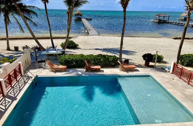 Miramar 8 Gorgeous views with kayaks, pool, pier, palapa, & more!