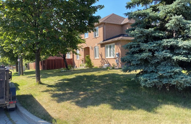 Mississauga, Toronto - Stunning 2BR Apartment in ideal location