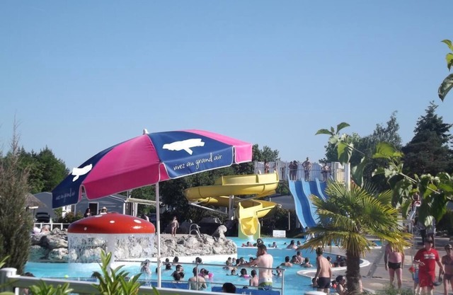 Mobile Home - Camping 4 *