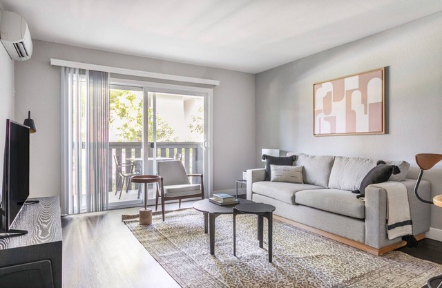 Mod Sunnyvale 1BR w/Gym, Pool + Spa, Easy Freeway Access, by Blueground