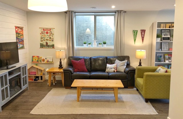 Modern 1-BDM in beautiful mountain neighbourhood - License #83588