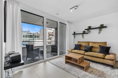 Modern 1-BR Apartment with Balcony in Cessange