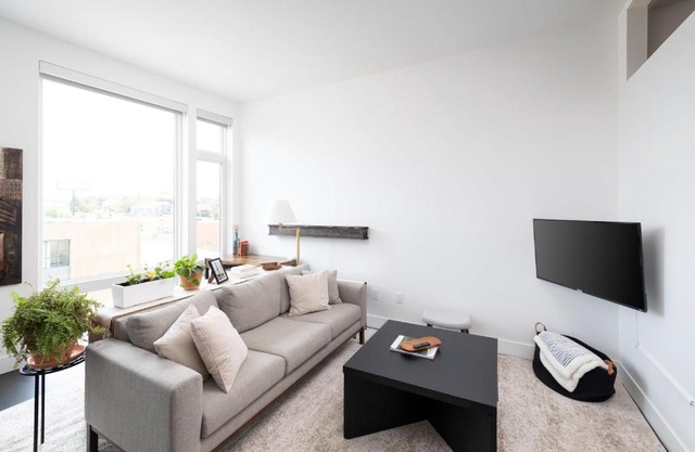 Flexhome Skywalk Fiserv Rooftopgymparking 