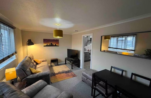 Modern 2 bedroom apartment in Culloden, Inverness.