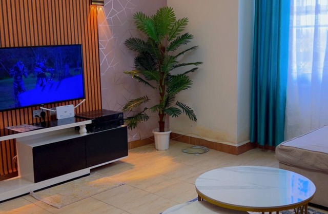 Modern 2BR with fast WiFi, elevator, full furnishings, and convenient minimart.