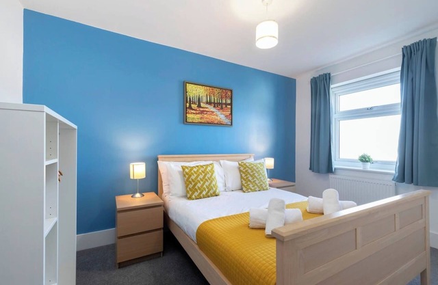 Modern 3 Bed Cheltenham Home