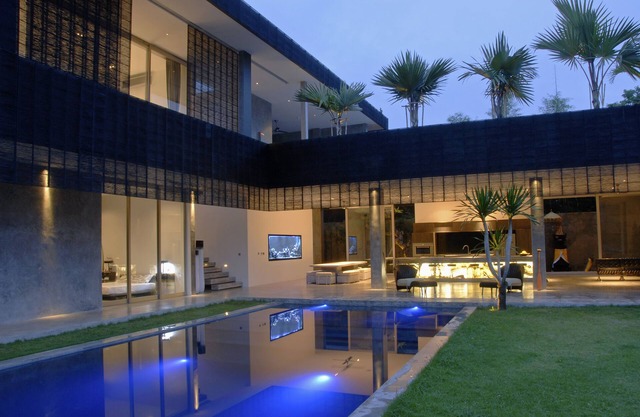 Modern 4bd Villa With Pool