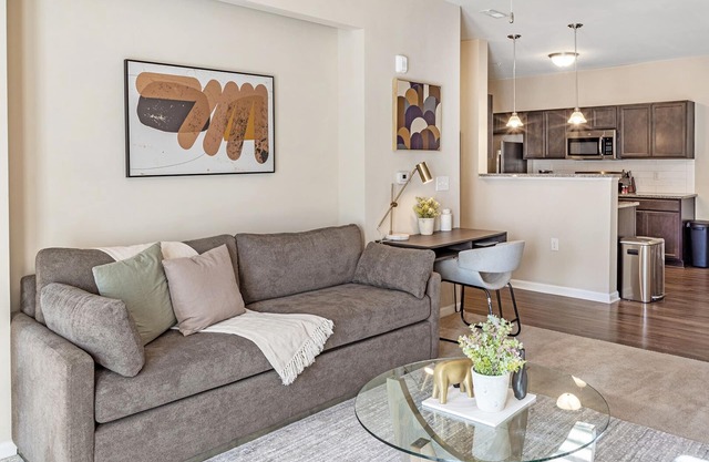 Modern Apartment in Prime Location (ID1253X730)