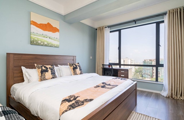 Modern Apartment with Pool,Gym in Nairobi{kilimani} few mins to CBD/Yaya centre