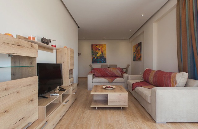 Modern art apt in Glyfada with sea view