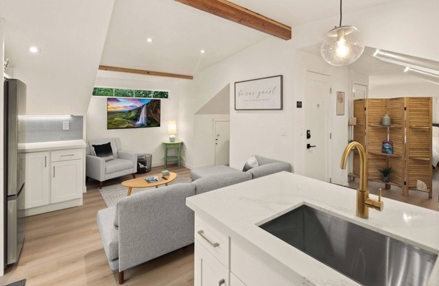 Modern Ballard Flat with Private Entry & Fire Pit