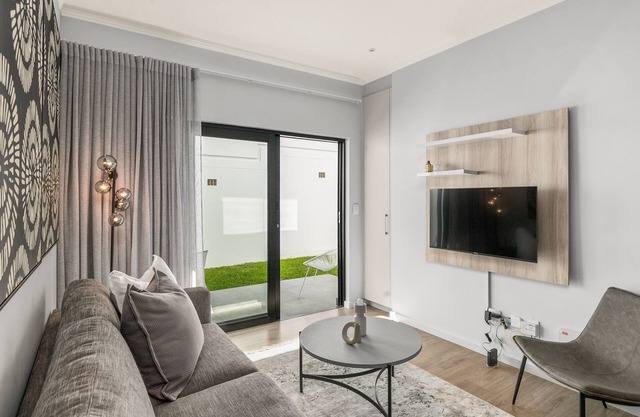 Modern | Brand New | 2 Bed | Rosebank