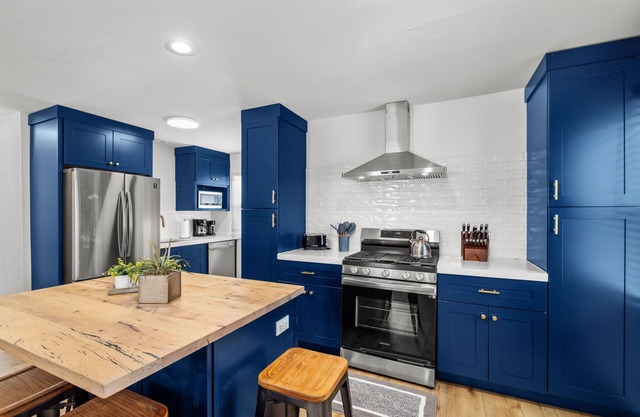 Modern & Central Abode: Heart of Dogtown- STL Zoo & Forest Park