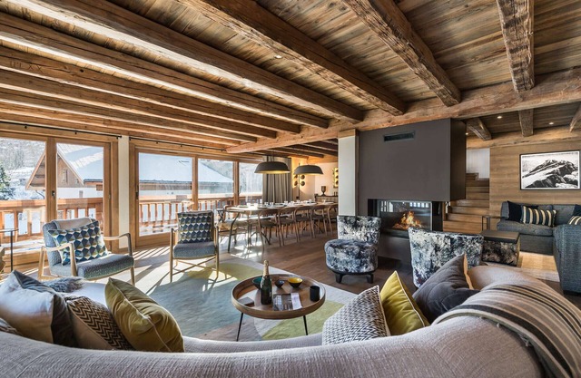 Modern Chalet with Jacuzzi and Mountain Views in Charming Savoyard Village