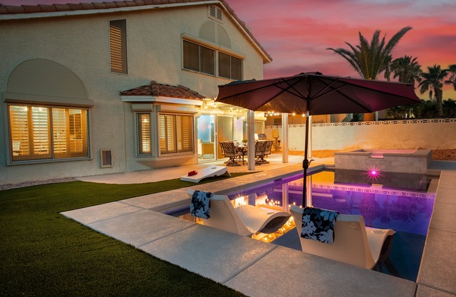 Modern Chic Home w/Brand New Pool + Pool Table 4BR/3BA