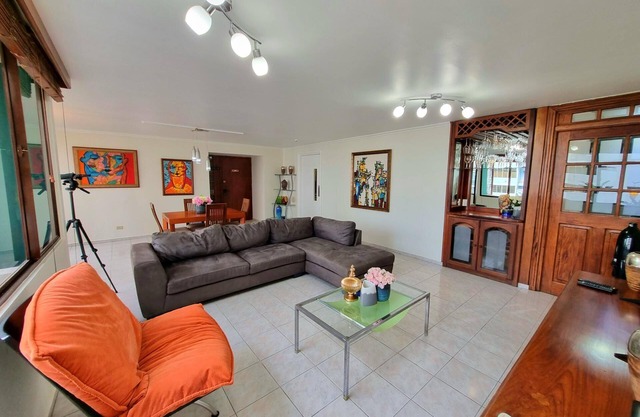 Modern Comfort and Green Views in Marbella – PH Twin Towers, Panama City