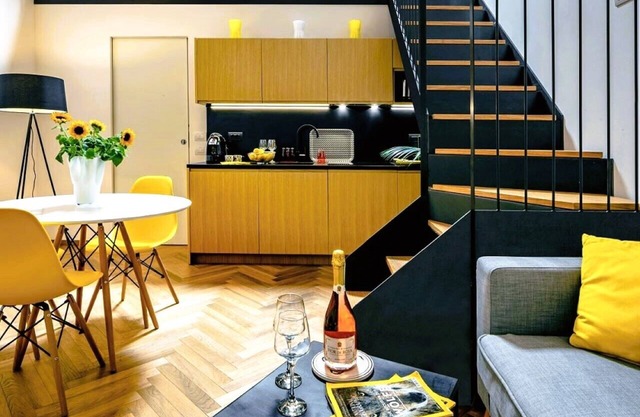 Modern flat in the heart of Bardolino with swimming pool and parking