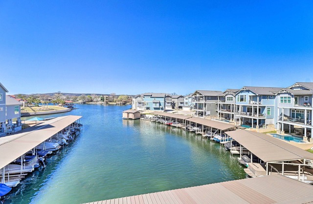 Modern Kingsland Lake Front House w/Heated Pool!