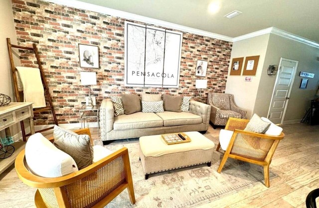 Modern Luxe Resort Vibe Townhome