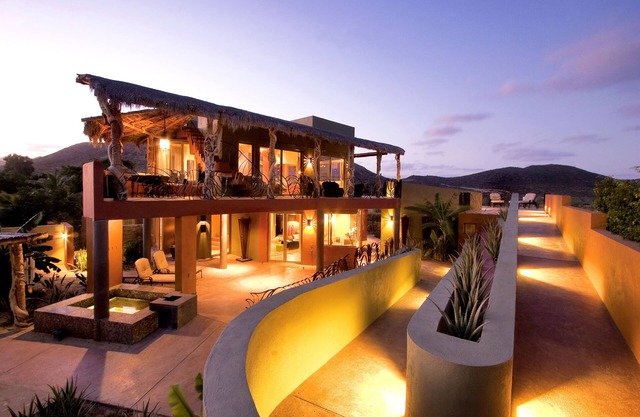 Modern Mexican Home With Panaramic Ocean View