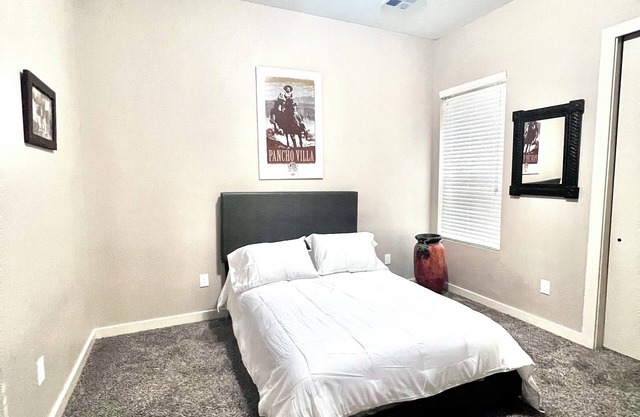 Modern Mountainside Pool House with Sunset Views on West Side