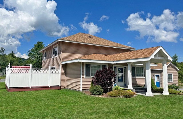 Modern Rustic-Skiing, King Beds, Hiking, Firepit, Grill, AirTub-Hunter Mtn Haven