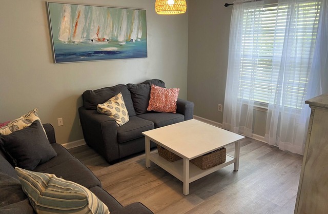 Modern, updated 3-bedroom Mandarin home in Jacksonville, FL.