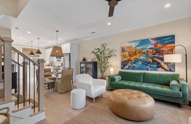 Modern urban retreat in Downtown Greenville!