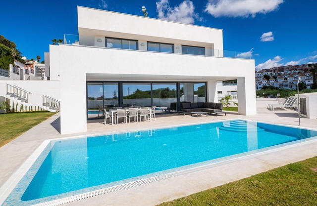 Modern villa walking distance from the beach