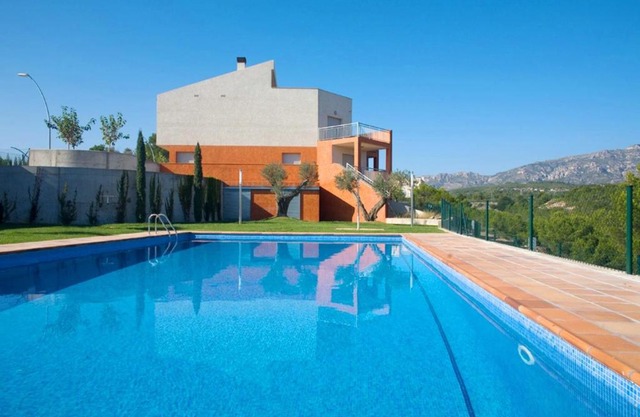 Villa Almadrava 