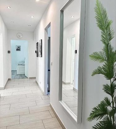 Moderne 3-Zimmer-Ferienwohnung bei Frankfurt - frisch renoviert, zentral gelegen und perfekt für Familien und Business-Trips