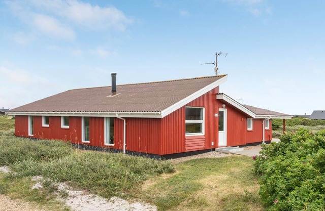 "Mogens" - from the sea by Interhome