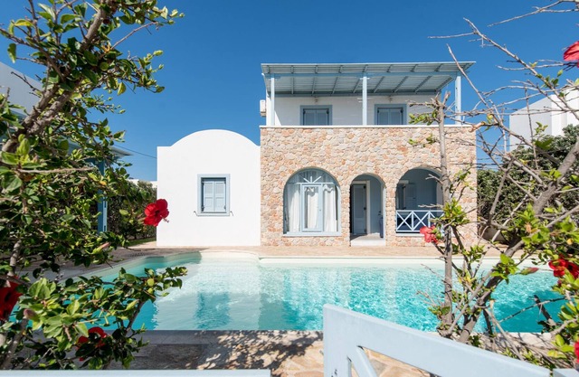 Monolithos Pool Villa by the Beach
