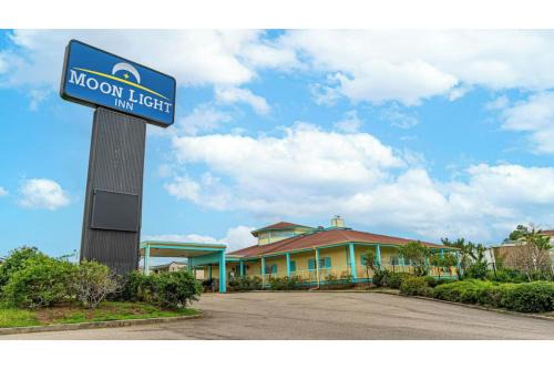 Moonlight Inn Hotel O Hattiesburg, MS