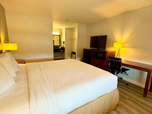 Motel 6 Martinez, CA