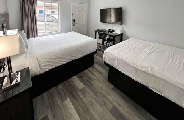 Motel 6 Santa Cruz, CA