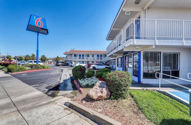 Motel 6 Vallejo, CA - Six Flags West