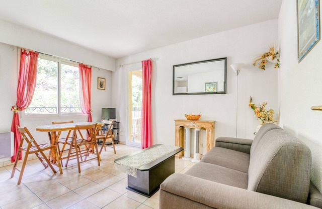 Mougins Hideaway for 4 Guests