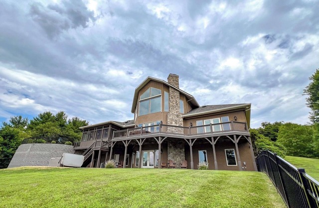 Mount Ever After - Mountain Magic: October in the Carolinas