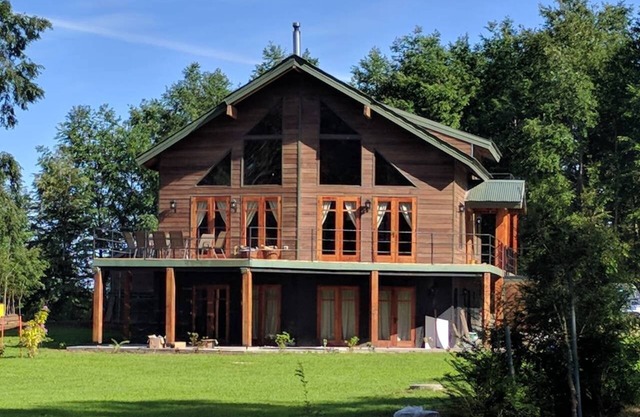 Mountain Chalet in Candalaria Alta, Pucon - "Villa Emague"