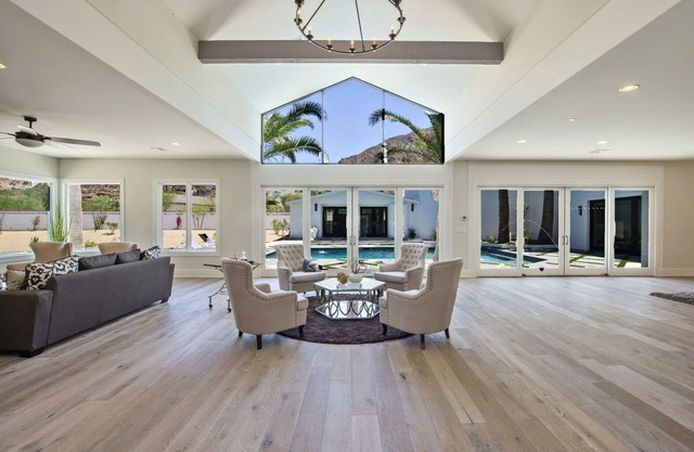 Camelback Mountain Mansion 