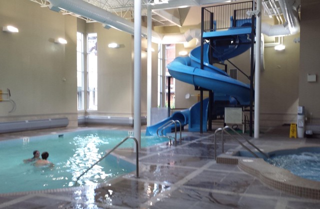 Mountain Luxury in a Penthouse Condo with Private Rooftop Hot Tub