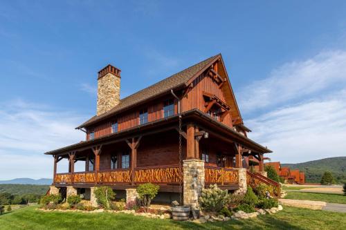 Mountain View Lodge at Eagles Nest