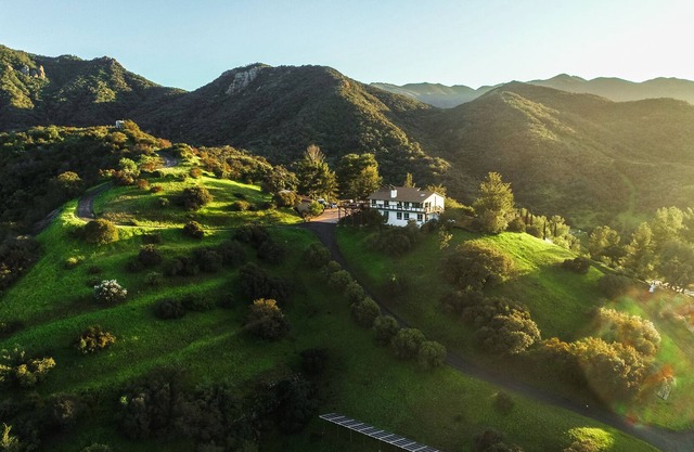Mountain View Cabin in the Hills