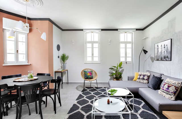 Mr. Katinsky - By TLV2GO