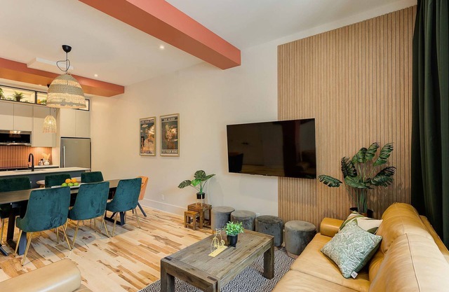 MTLVR #18 | 1400 ft2 oasis, central Plateau, A/C