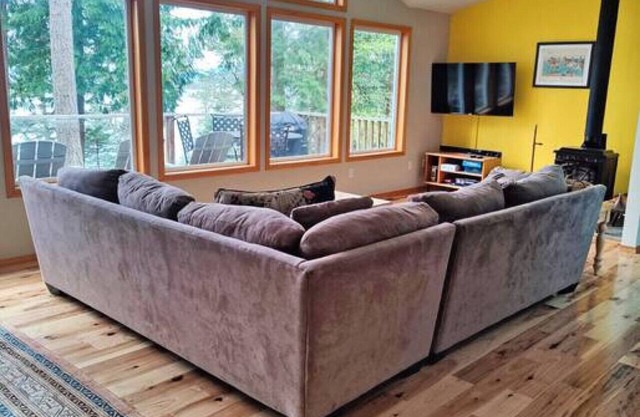 Mud Bay Waterfront - Wi-Fi - Tons of Privacy